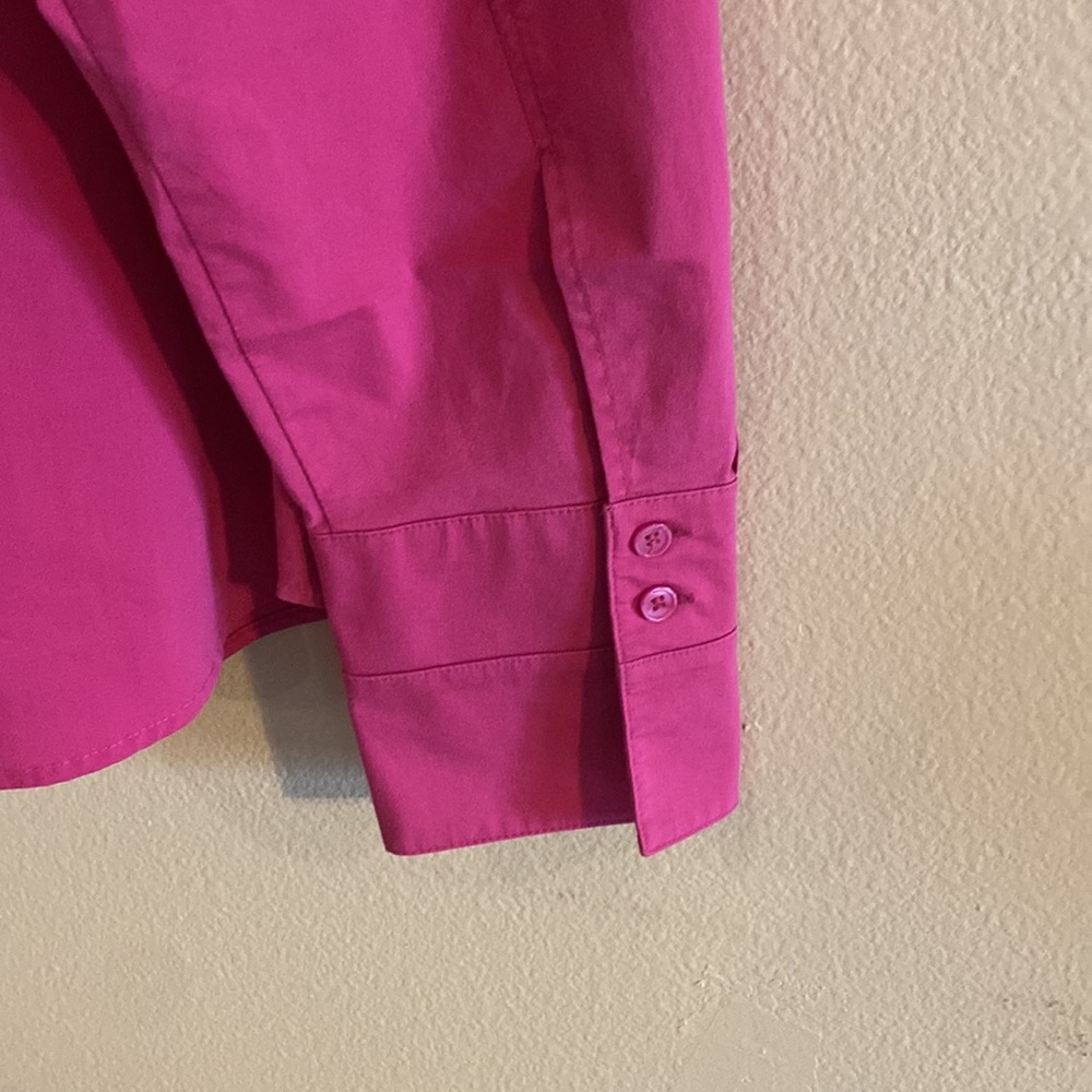 Size 18, button-down dressy top - Picture 3 of 5
